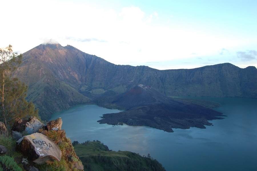 Gunnung-Rinjani-Lombok