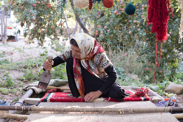 Iran-nomad-lady