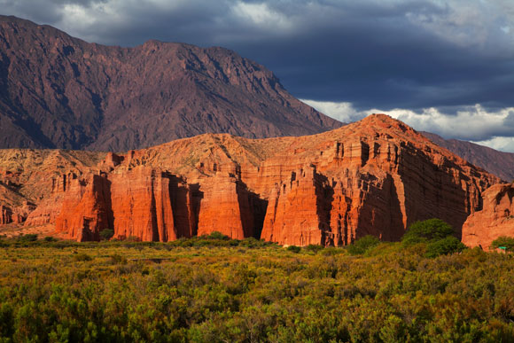 Taking pictures of rock formations. Landscape photography tips